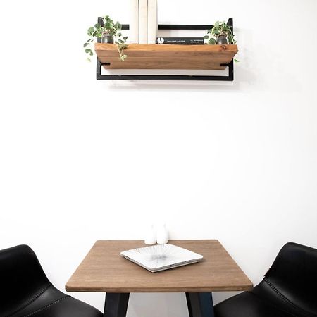 La Suite Saint Georges - Beau Studio Cosy Et Design A 5 Mn Metro Vieux Лион Екстериор снимка