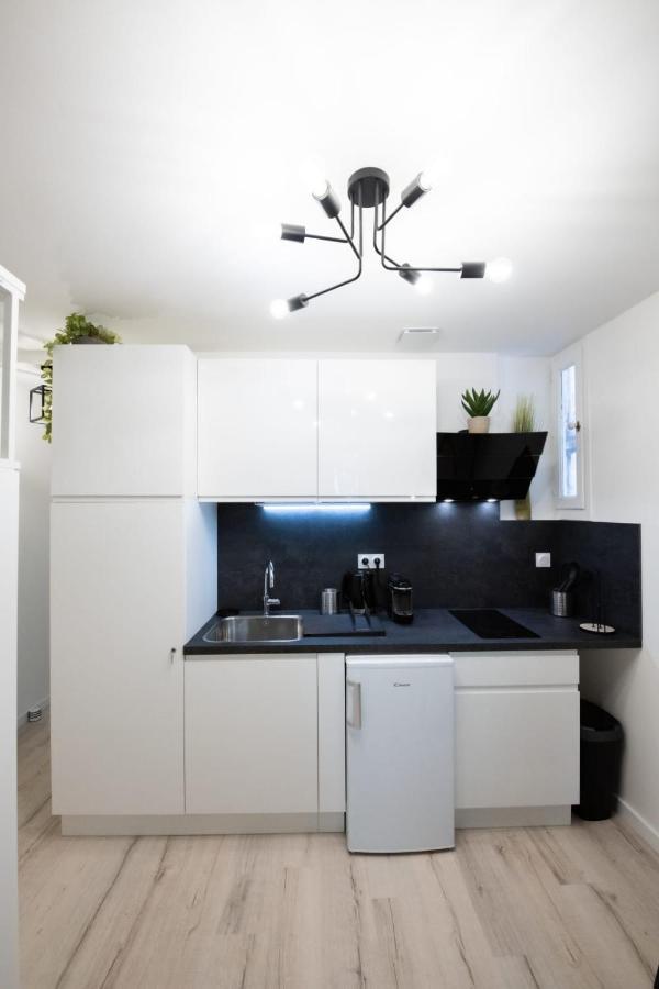 La Suite Saint Georges - Beau Studio Cosy Et Design A 5 Mn Metro Vieux Лион Екстериор снимка