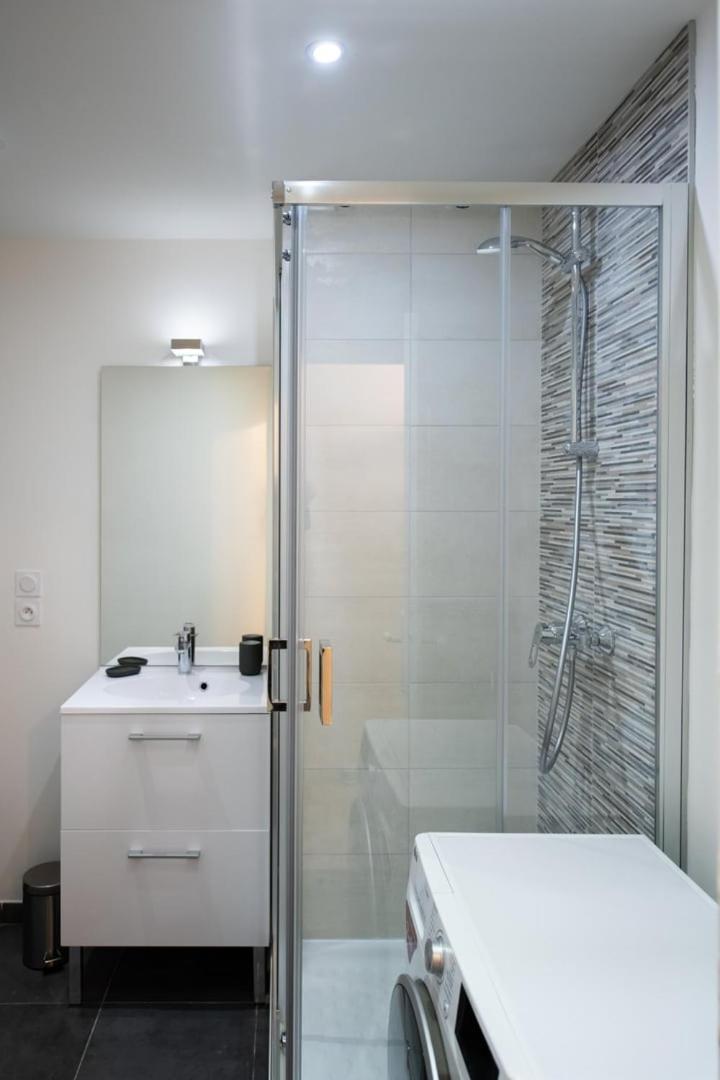 La Suite Saint Georges - Beau Studio Cosy Et Design A 5 Mn Metro Vieux Лион Екстериор снимка